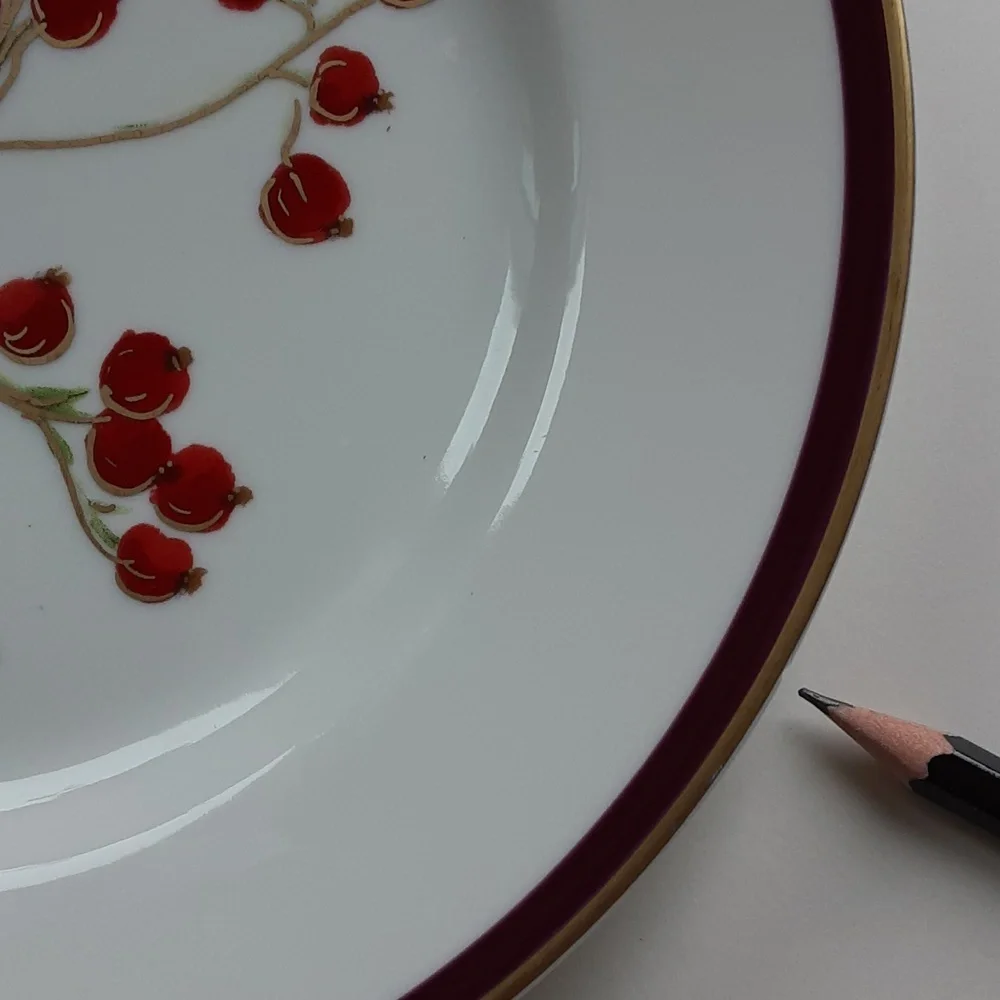 Crate & Barrel Berries Salad Plates 8